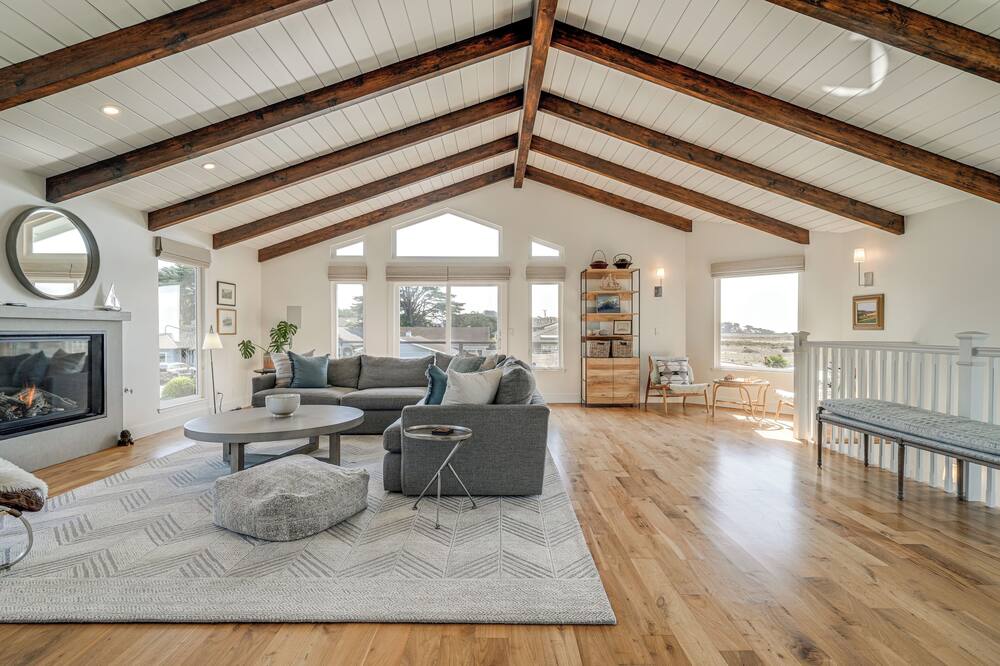 Steps to Ocean: Luxe Family Home in Half Moon Bay! - San Gregorio State Beach, CA