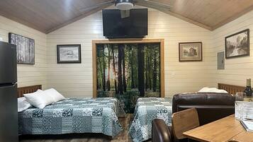 1 bedroom, in-room safe, iron/ironing board, WiFi