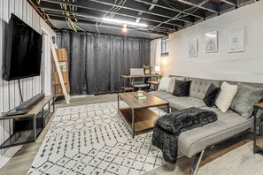 House (2 Bedrooms) | Interior - Pet-friendly Oakley Gem w/ Large Backyard! (Cincinnati)