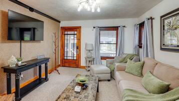 House (2 Bedrooms) | Front of property