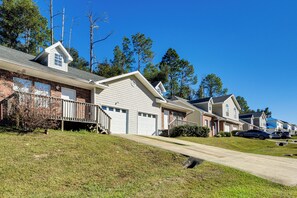 Interior - 4 Mi to Fsu: Pet-friendly Townhome (Tallahassee)