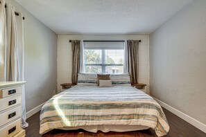 House (3 Bedrooms) | Interior - Convenient Oasis in St Pete, 4 Mi to Pier & Dtwn! (St. Petersburg)