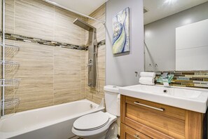 House (3 Bedrooms) | Interior - Convenient Oasis in St Pete, 4 Mi to Pier & Dtwn! (St. Petersburg)