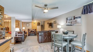 Interior - Work & Relax! Spacious Ontario Home w/ Pool (Mansfield)