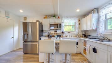 ุงูู
ูุดุฃุฉ ู
ู ุงูุฏุงุฎู