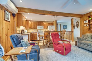 House (3 Bedrooms) | Interior - Forest-view Hideaway 3 Mi to Sugarloaf Mountain! (Kingfield)