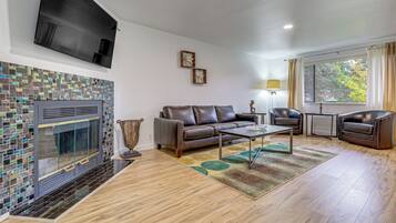 Apartment (2 Bedrooms) | Front of property