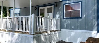 Pet-Friendly Glamping Stay with Beach Views in Naples, Maine