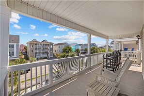 Property grounds - Beach Ball (Pool, Decks & Walk to Surfside Pier) (Surfside Beach)