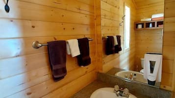 Towels, soap, shampoo, toilet paper