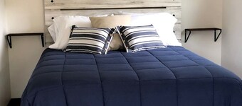 Tiny Glamping Cabin for an Outdoor Adventure in Rapid City