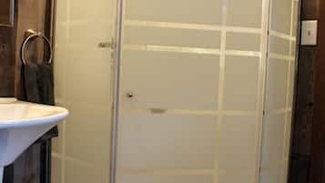 Towels, toilet paper
