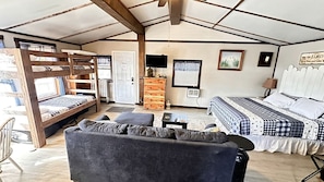 Room - Picturesque Cabin with Fire Pit in Miami, Oklahoma (Miami)