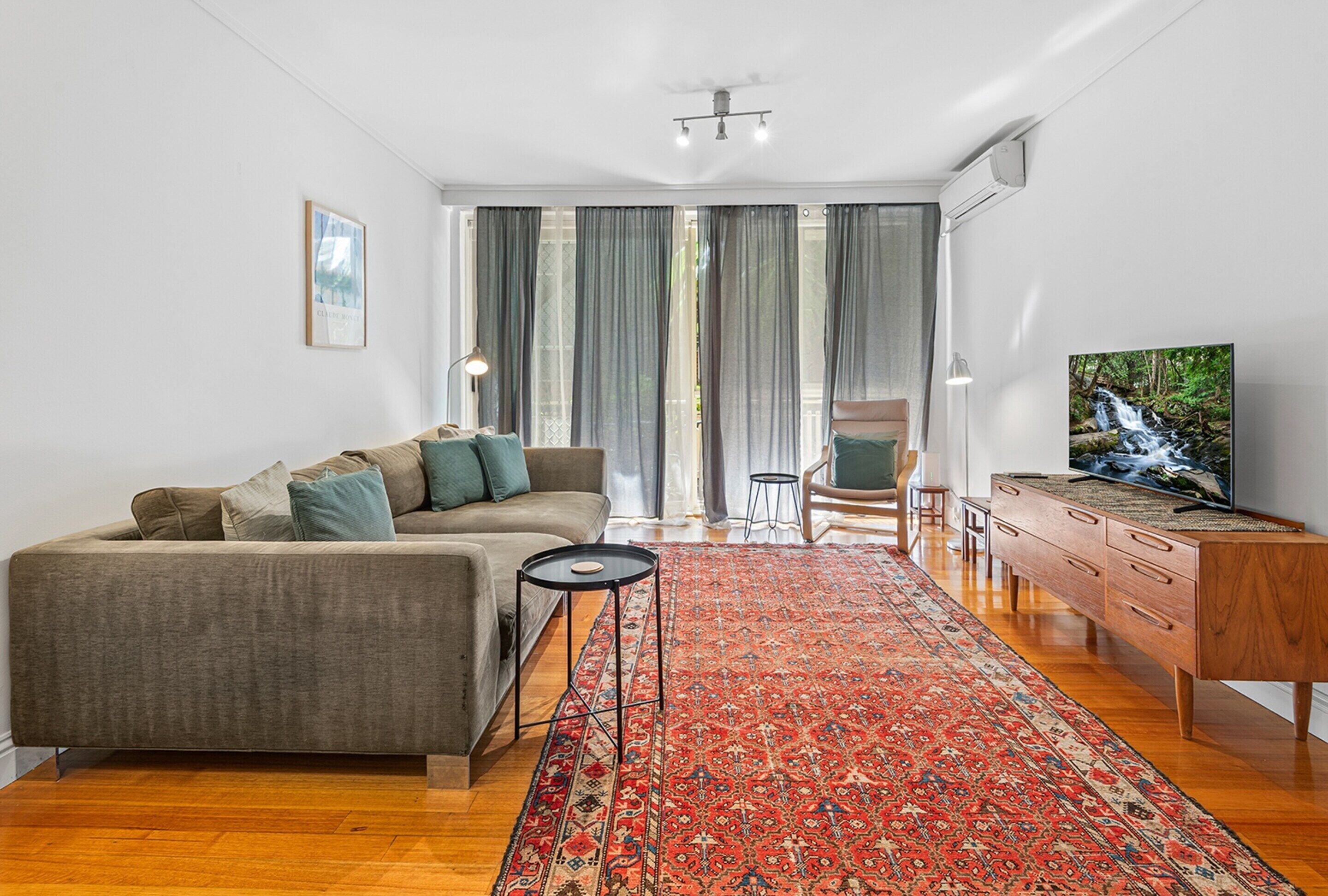 Apartment | Living room