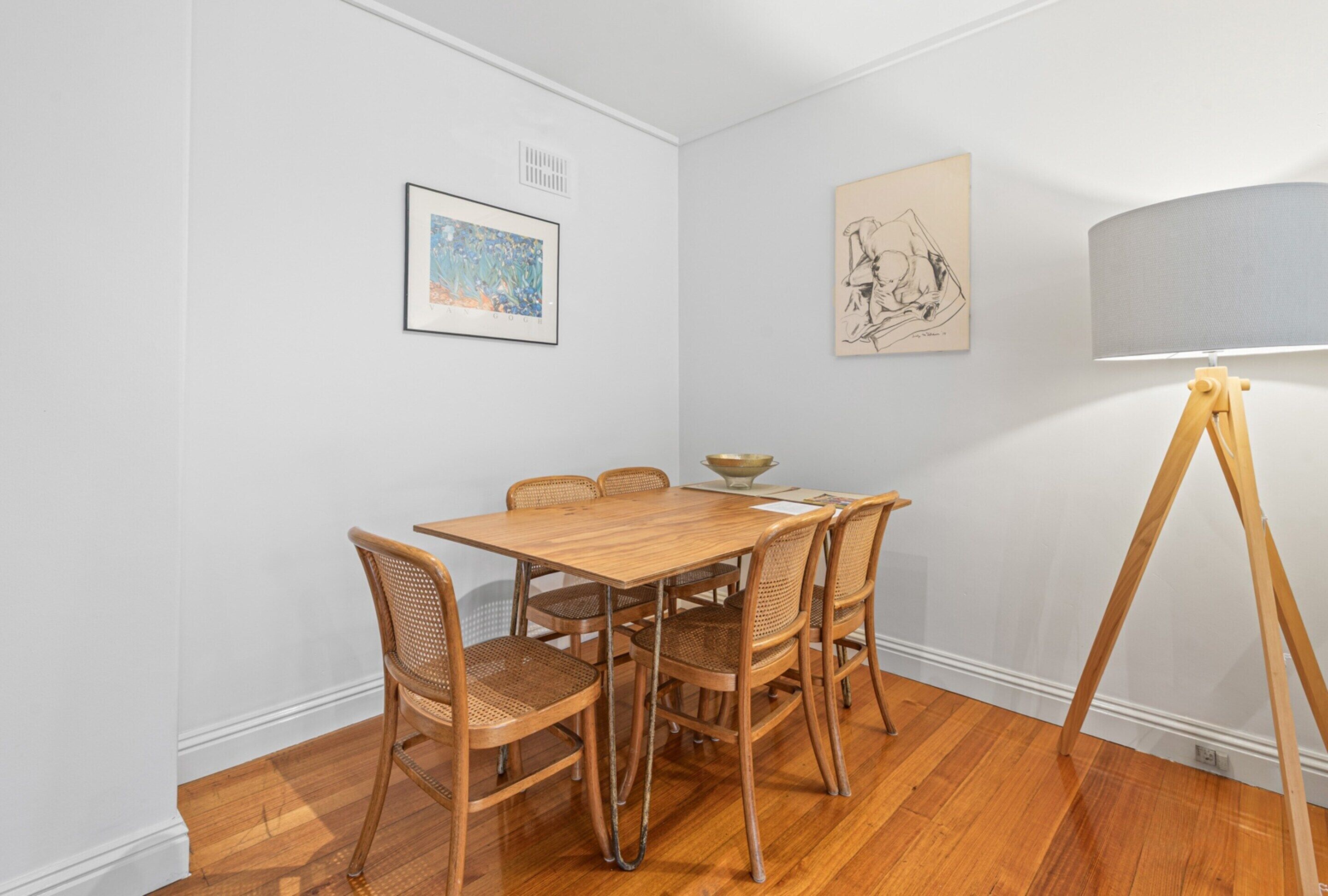 Apartment | Dining