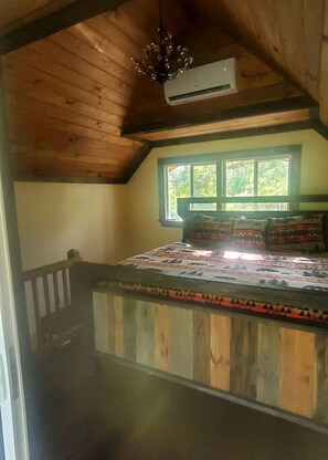 1 dormitorio, caja fuerte, wifi y ropa de cama