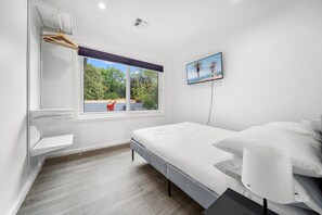 4 chambres, espace de travail pour ordinateur portable