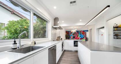 4-bed Family Home With Spacious Backyard and BBQ