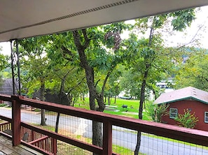 Property grounds - Charming Vacation Rental by Table Rock Lake in Branson, Missouri (Branson)
