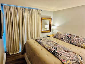 3 bedrooms, iron/ironing board, WiFi, bed sheets - Ski In-Out Condo in the "Heart of Mt. Crested Butte" w/ Ski Locker (Mount Crested Butte)