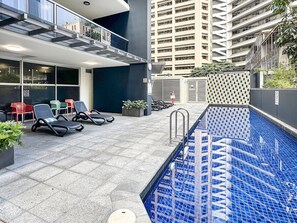 Apartment | Pool | Outdoor pool - Brisbane CBD Stay With Pool & Gym Access (Brisbane)