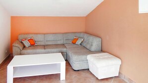 Unclassified image, 3 of 10, button - Apartment in Jadranovo With Parking Space (Crikvenica)