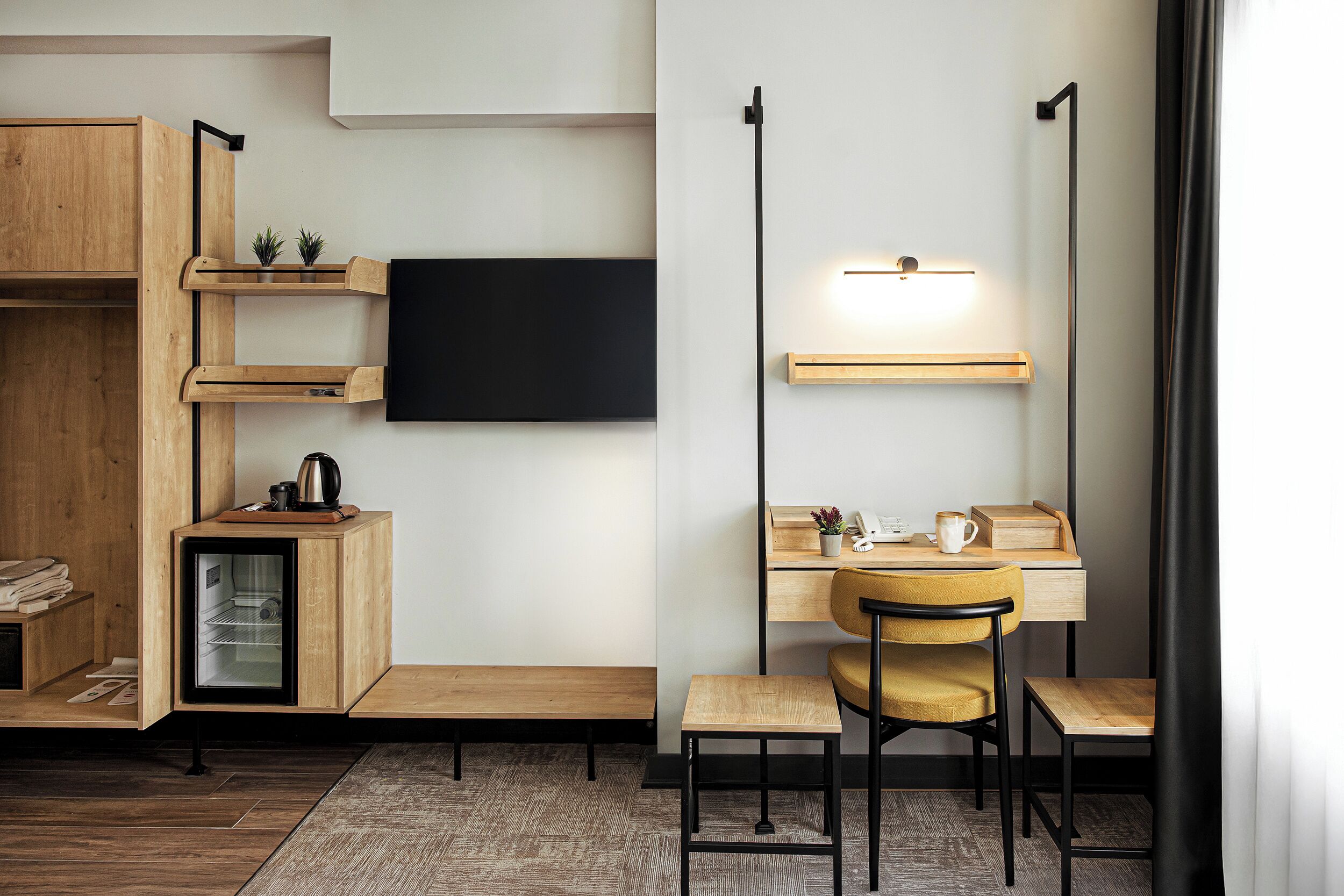 客房內保險箱、遮光布/窗簾、熨斗/熨衣板、免費無線上網