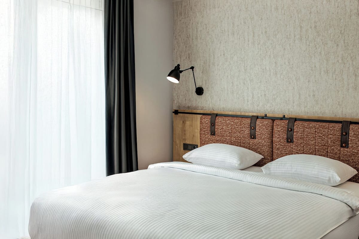 In-room safe, blackout drapes, iron/ironing board, free WiFi