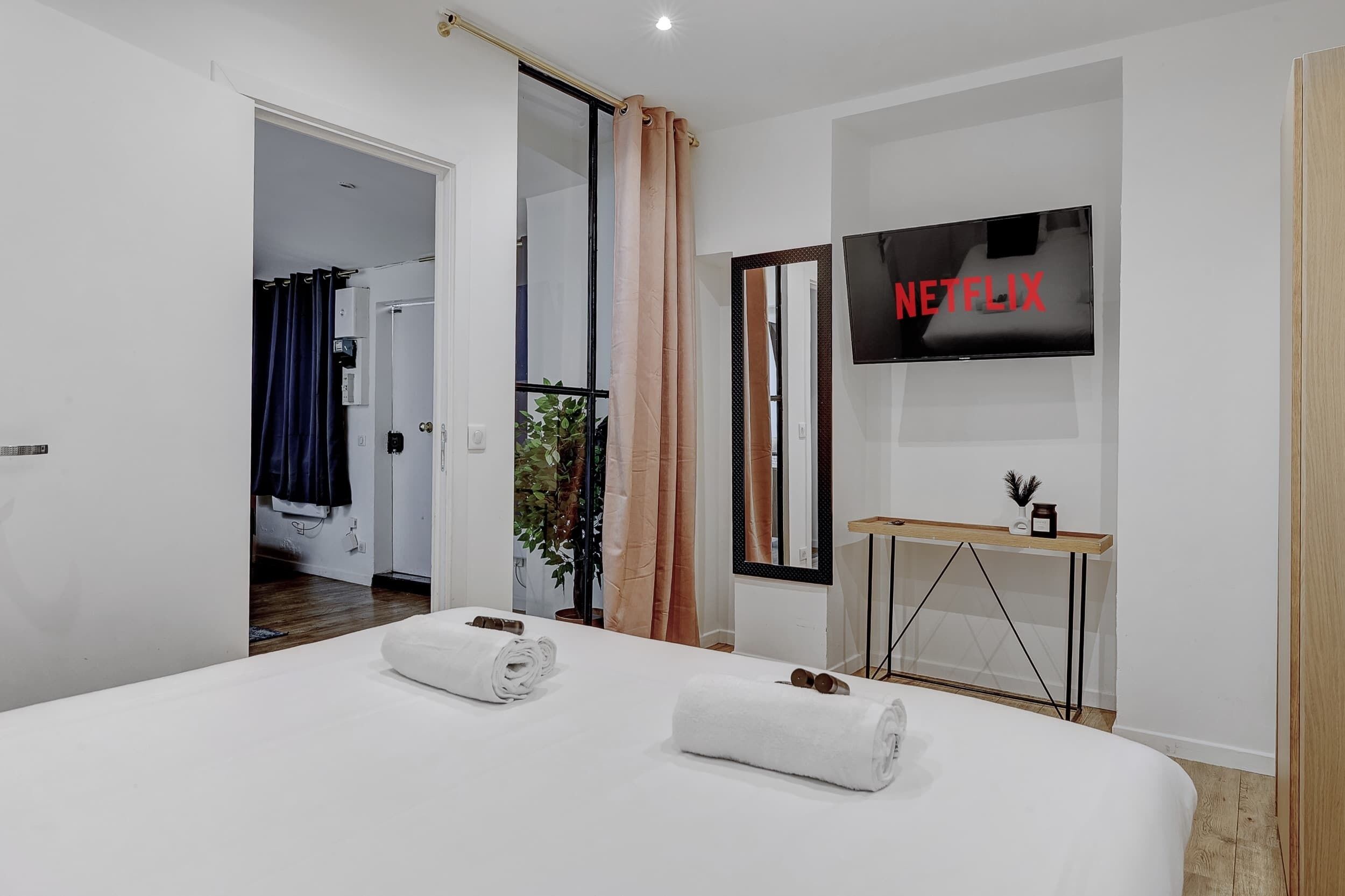 1 bedroom, iron/ironing board, travel crib, bed sheets