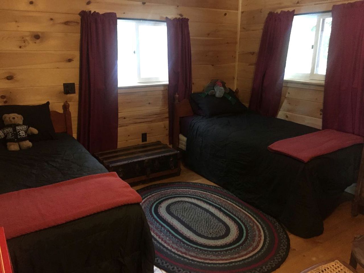2 多间卧室、办公桌、熨斗/熨衣板、WiFi