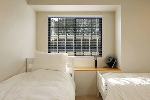 4 chambres, bureau, fer et planche à repasser, Wi-Fi