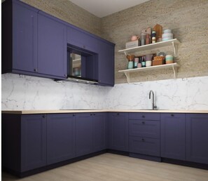 Full-size fridge, microwave, stovetop, cookware/dishes/utensils