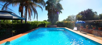 Villa Monasteri Rural Holiday Home