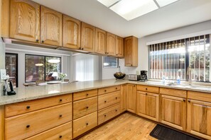 House, 3 Bedrooms | Private kitchen | Fridge, oven, coffee/tea maker, toaster - Spacious Riverfront 3 Bedroom Home (South Lake Tahoe)