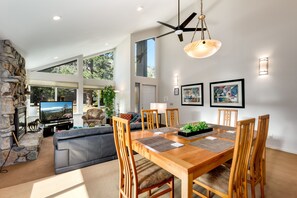 House, 3 Bedrooms | Dining - Spacious Riverfront 3 Bedroom Home (South Lake Tahoe)