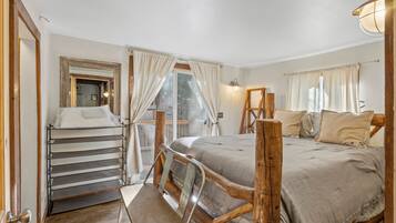 House, 2 Bedrooms | 2 bedrooms, free WiFi