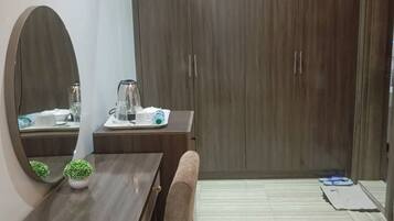 Habitación clásica | Escritorio y wifi gratis