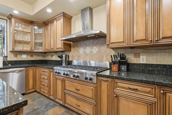 Villa, 5 Bedrooms | Private kitchen | Fridge, oven - Spacious Mountain Getaway Game Room & Gazebo 5 Bedroom Villa (Pine Mountain Club)