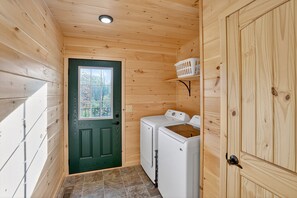 كابينة - ٣ غرف نوم | المنشأة من الداخل