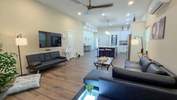 Apartment, 3 Bedrooms | Living area