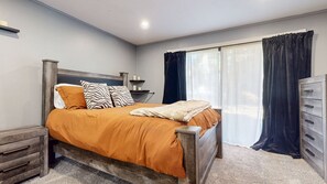 Condo, 3 Bedrooms | 3 bedrooms, desk, laptop workspace, free WiFi - Chateau Blanc #2 3 Bedroom Condo (Mammoth Lakes)