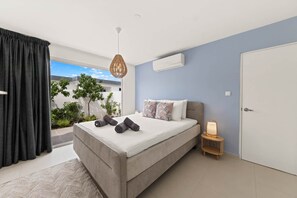 3 bedrooms, in-room safe, iron/ironing board, WiFi - Villa Flamingo Lake, Jan Thiel (Jan Thiel)