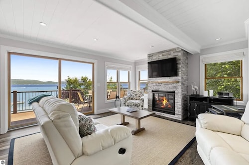 New! The Sunkissed Beach House - Truly Spectacular Luxury Lakefront Home on Crystal Lake!