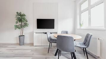 Comfort Apartment | Living room | Smart TV