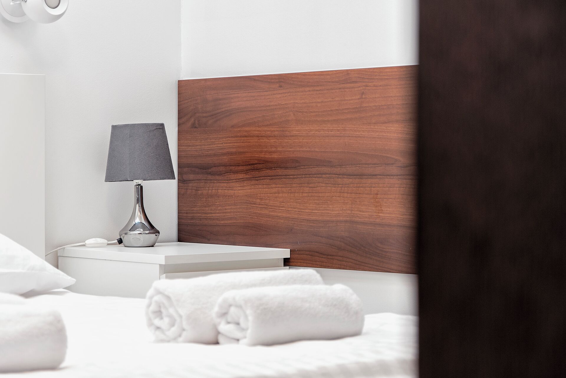 Comfort Apartment | Hypo-allergenic bedding, iron/ironing board, free WiFi