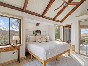 WiFi, bed sheets - “High Haven — A Modern Mountain Retreat with Breathtaking Views” (Sugar Mountain)