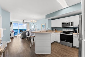 Fridge, microwave, oven, stovetop - Oceanfront 2BR w/ pools & daily attraction tickets (Panama City Beach)