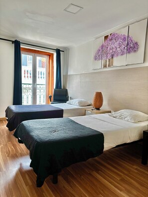 Shared Dormitory, 1 Bedroom, Balcony, City View