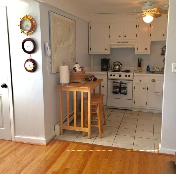 Fridge, microwave, coffee/tea maker, toaster - Breakwaters Condo with Pool and Beach Access (2420) (Hyannis)
