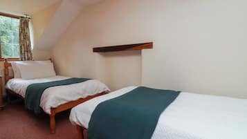 2 bedrooms, individually decorated, individually furnished, free WiFi